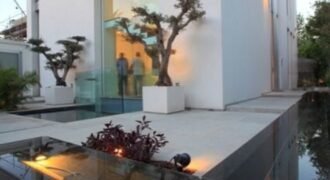 למכירה וילה מהממת 9 חדרים בהרצליה פיתוח