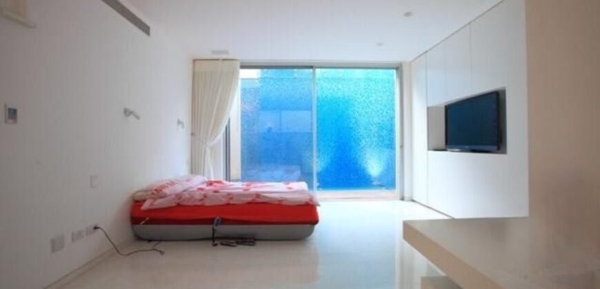 למכירה וילה מהממת 9 חדרים בהרצליה פיתוח