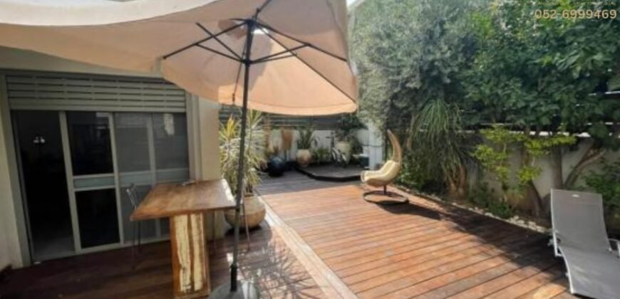 למכירה קוטג' דו משפחתי 6 חדרים בנווה אמירים הרצליה