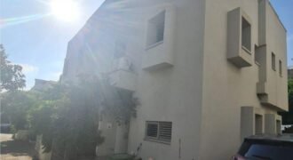 למכירה קוטג' דו משפחתי 6 חדרים בנווה אמירים הרצליה