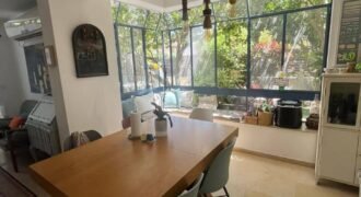 למכירה דירת גן 5 חדרים עם ממ"ד בשכונת נוף ים הרצליה